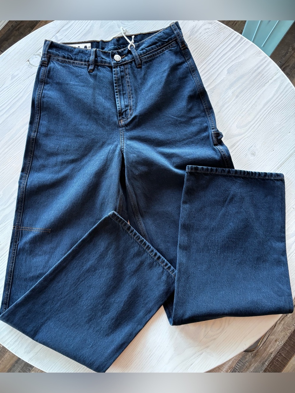 DALA Starch Jeans Size 28 NWT